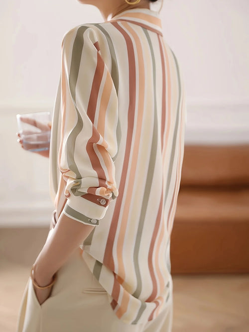 Blusa de mujer, camisa con botones y estampado moderno para mujer, para el trabajo y la vida informal.