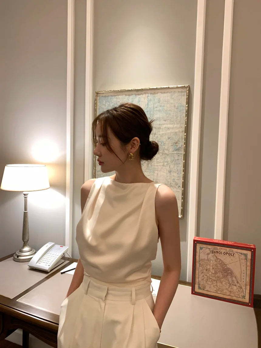 Ropa femenina sexy sin espalda para mujer 2025, top nuevo sin mangas con cuello redondo, camisetas y camisolas elegantes de verano