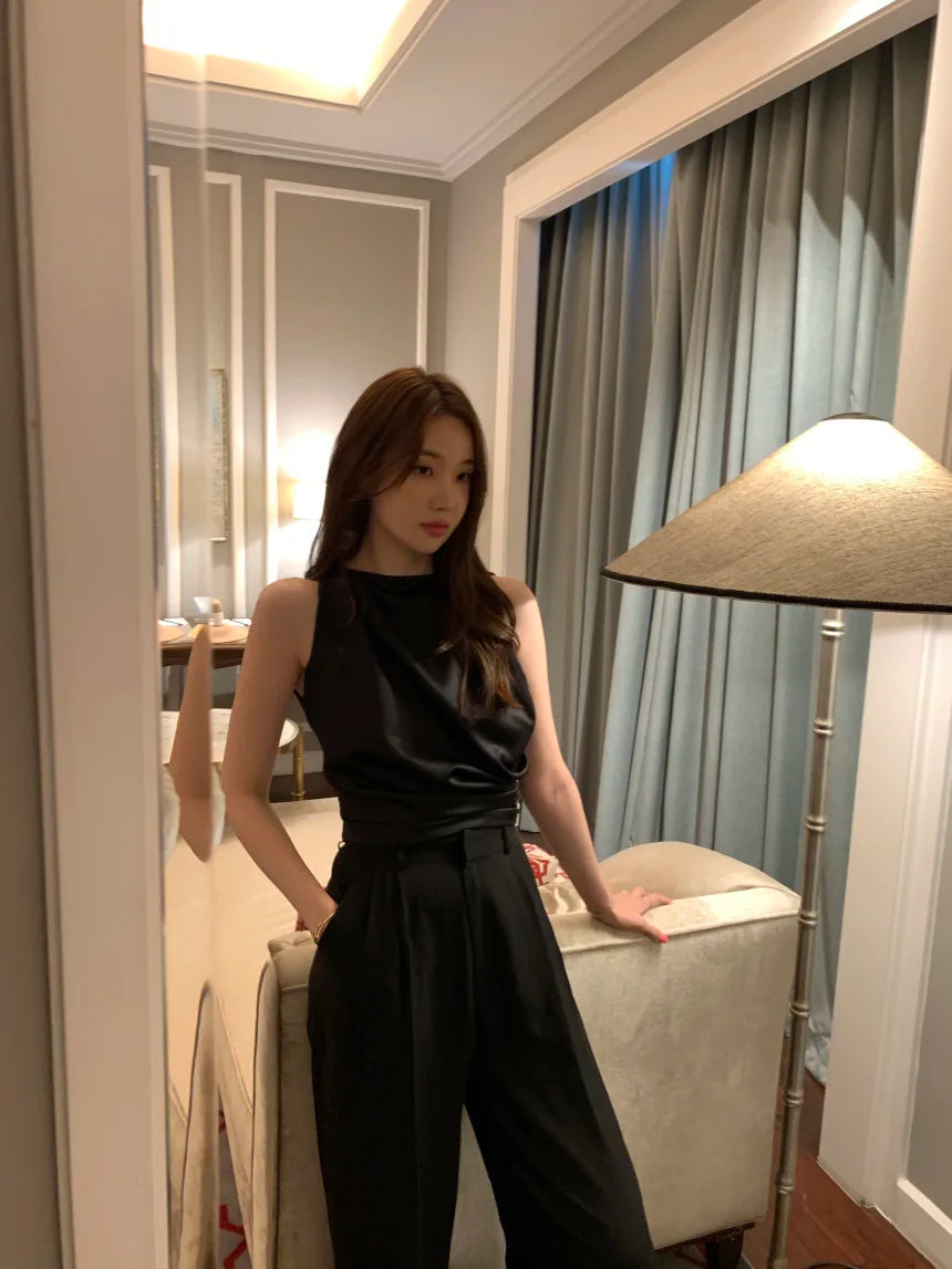 Ropa femenina sexy sin espalda para mujer 2025, top nuevo sin mangas con cuello redondo, camisetas y camisolas elegantes de verano