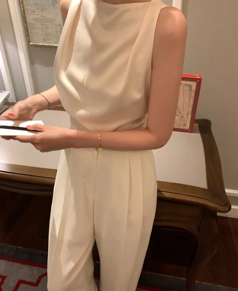 Ropa femenina sexy sin espalda para mujer 2025, top nuevo sin mangas con cuello redondo, camisetas y camisolas elegantes de verano